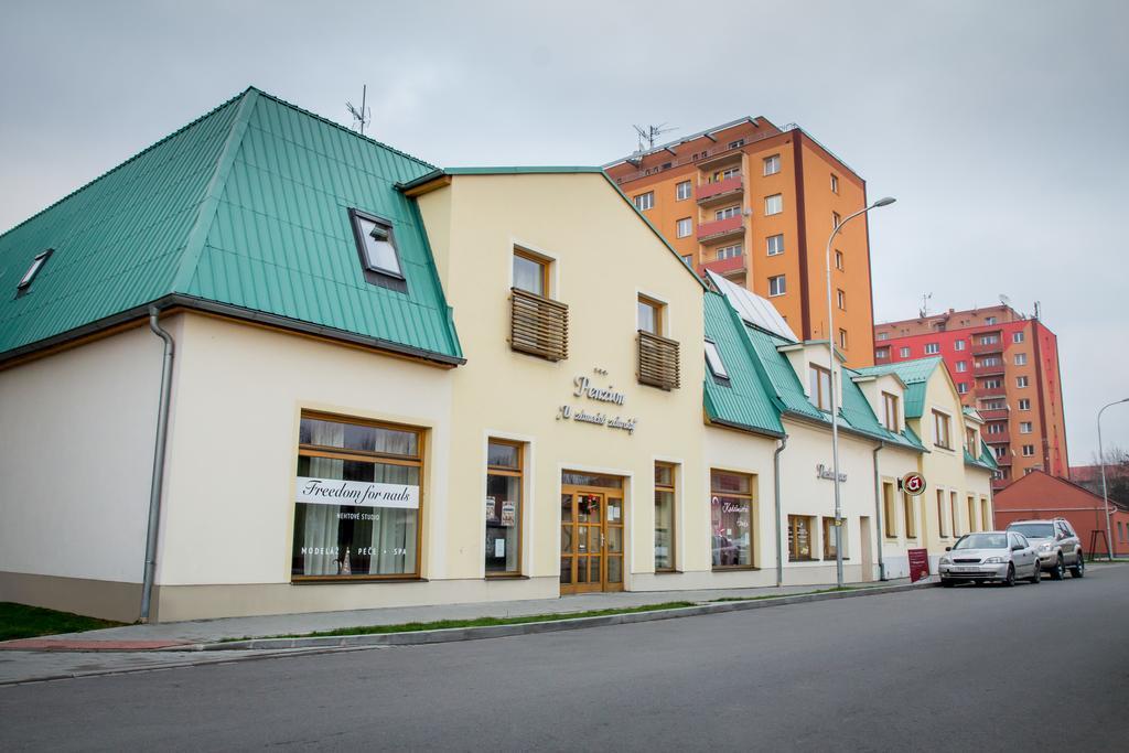 Hotel Penzion U Zámecké Zahrady Lipník nad Bečou Exterior foto