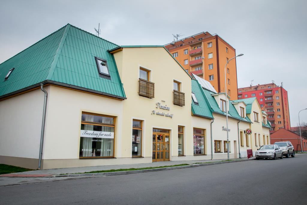 Penzion U Zámecké Zahrady Lipník nad Bečou Exterior foto